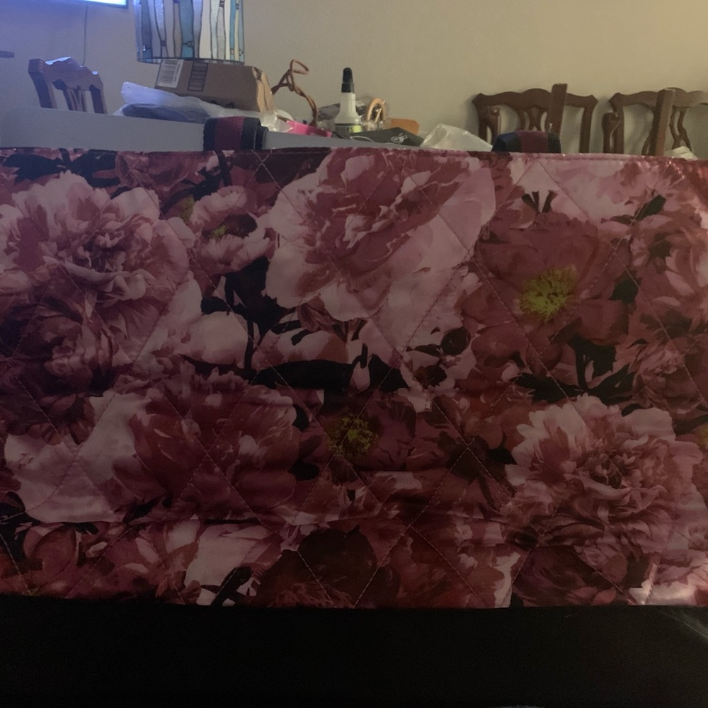 Victoria’s Secret Floral Tote - Picture 8 of 8
